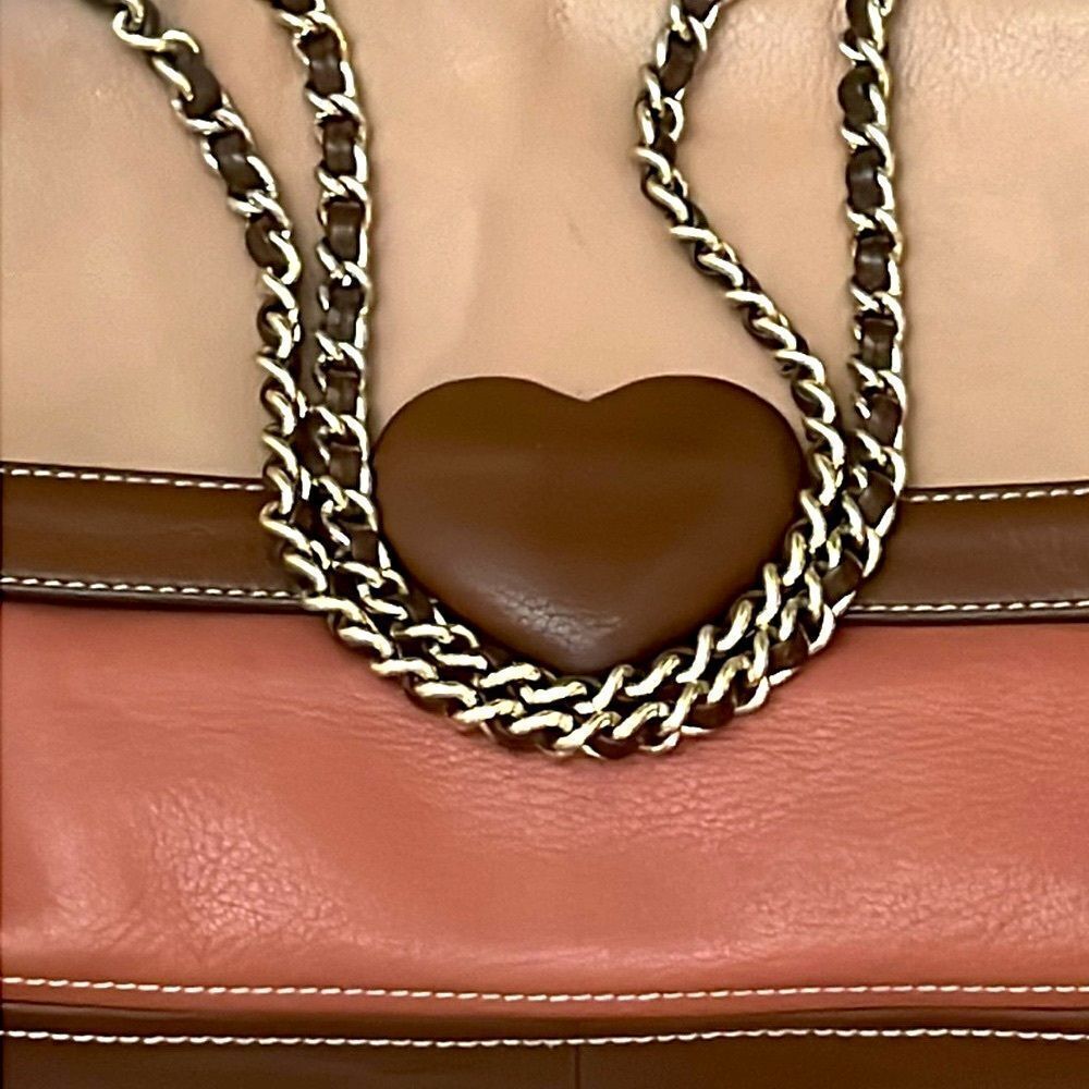Moschino Vintage Cheap Chic Heart Leather Contrast Stitched Chain Chain Handbag - Picture 12 of 16